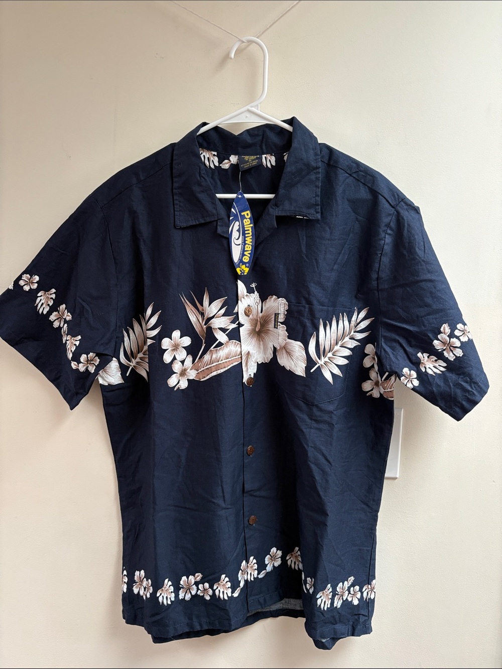 Men’s Navy Floral Short-Sleeve Hawaiian Button-Down Shirt NWT